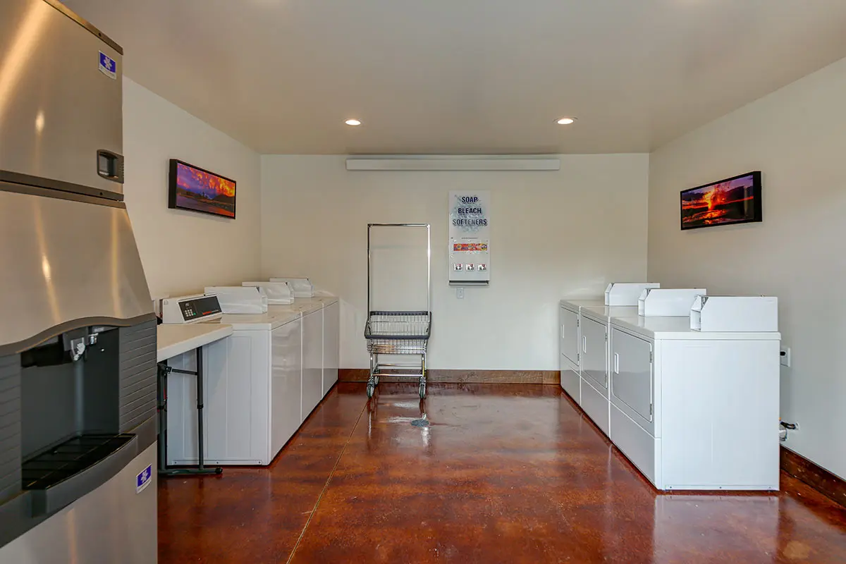 laundry and ice machine