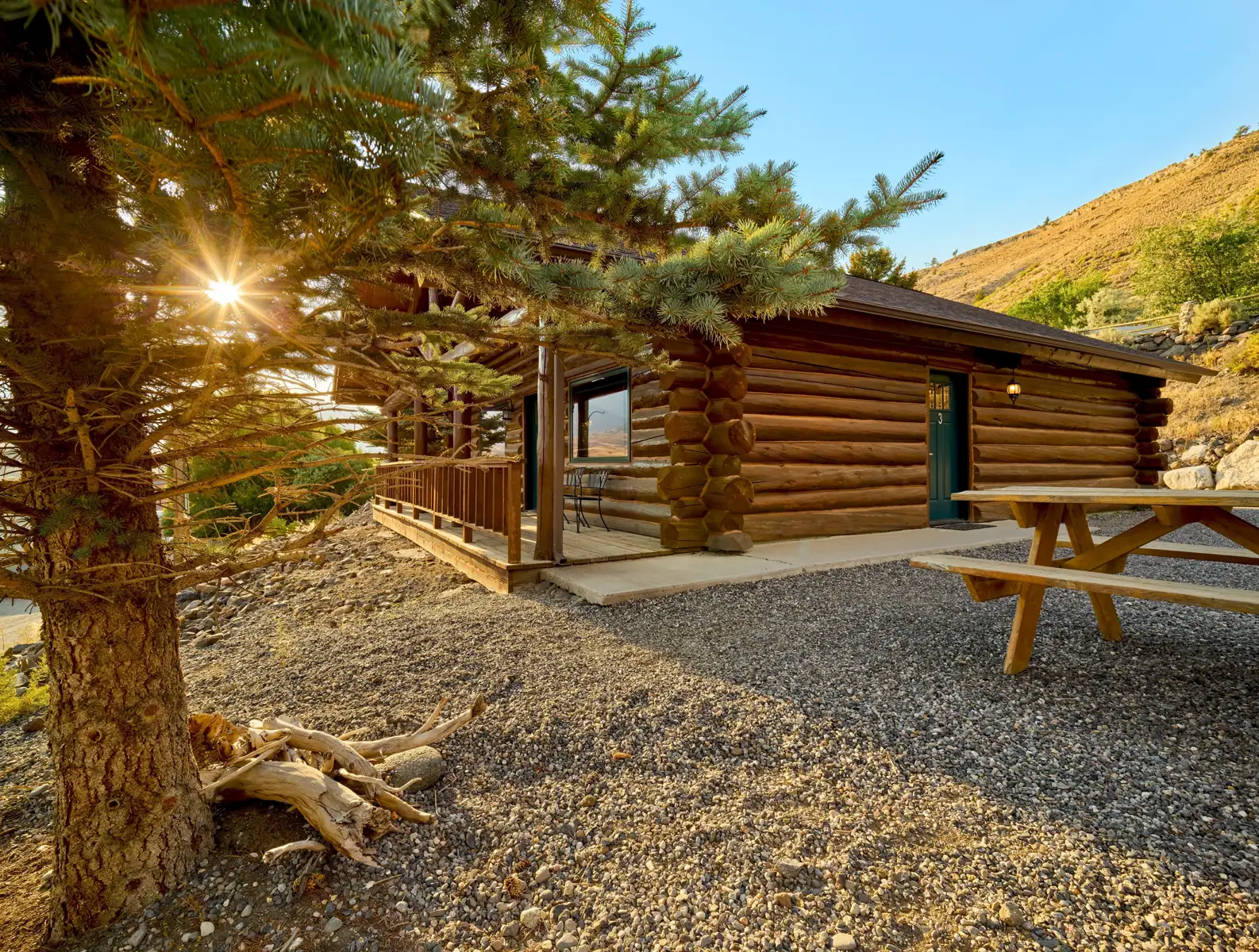 cabin exterior sideview